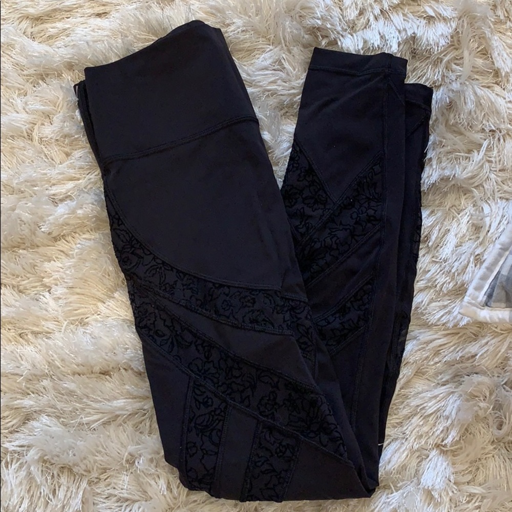 Black lululemon leggings size 8